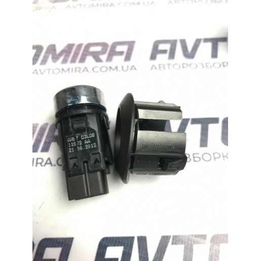 Кнопка запуска двигателя Ford Focus 3 2011-2017 AM5T11572AA